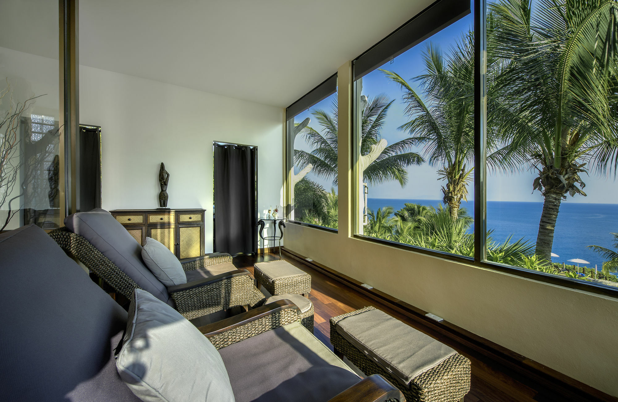 Jamahkiri Dive Resort & Spa Ko Tao Exterior foto A bedroom at the resort
